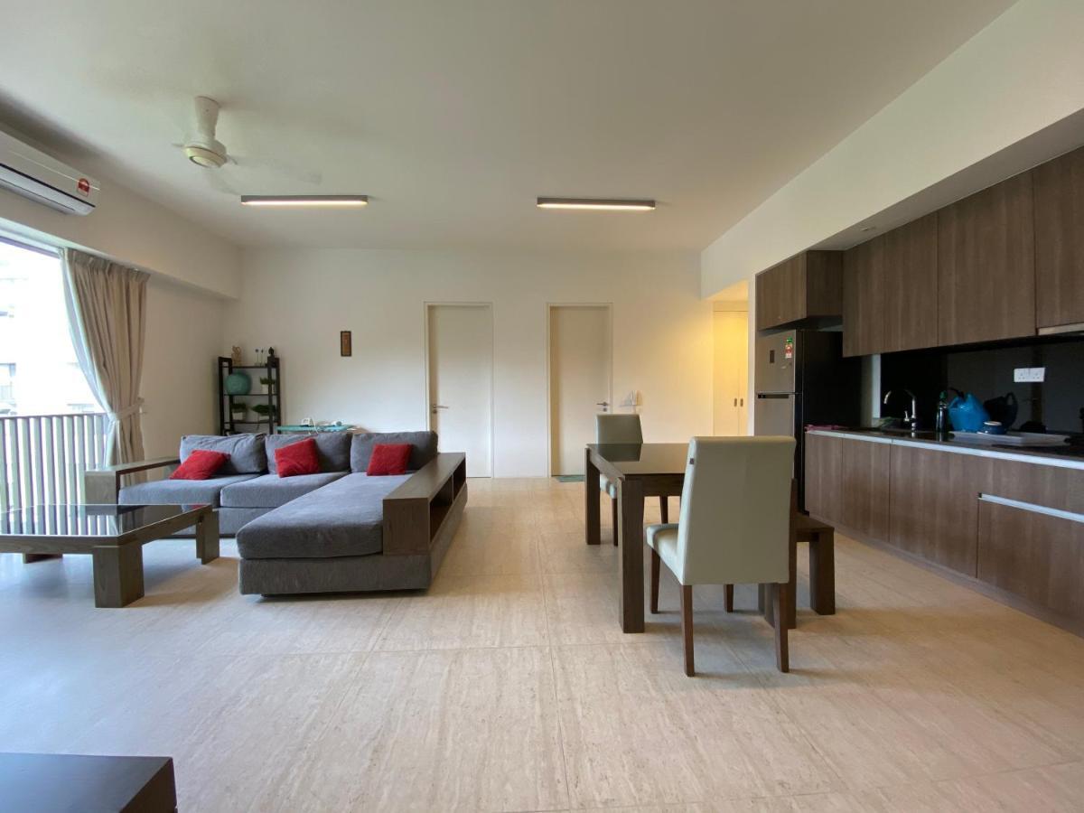 By The Sea @ Luxury Suites, บาตูเฟอริงกี ภายนอก รูปภาพ