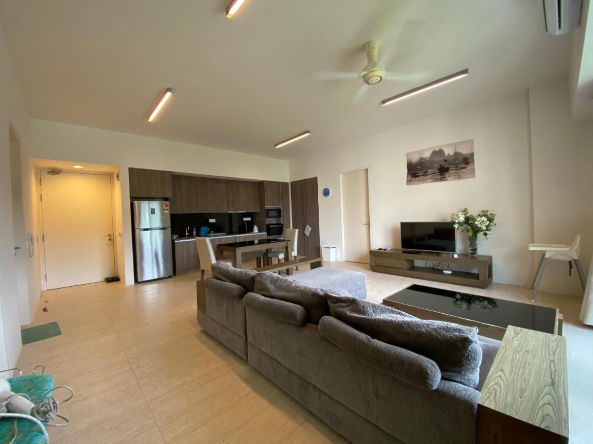 By The Sea @ Luxury Suites, บาตูเฟอริงกี ภายนอก รูปภาพ
