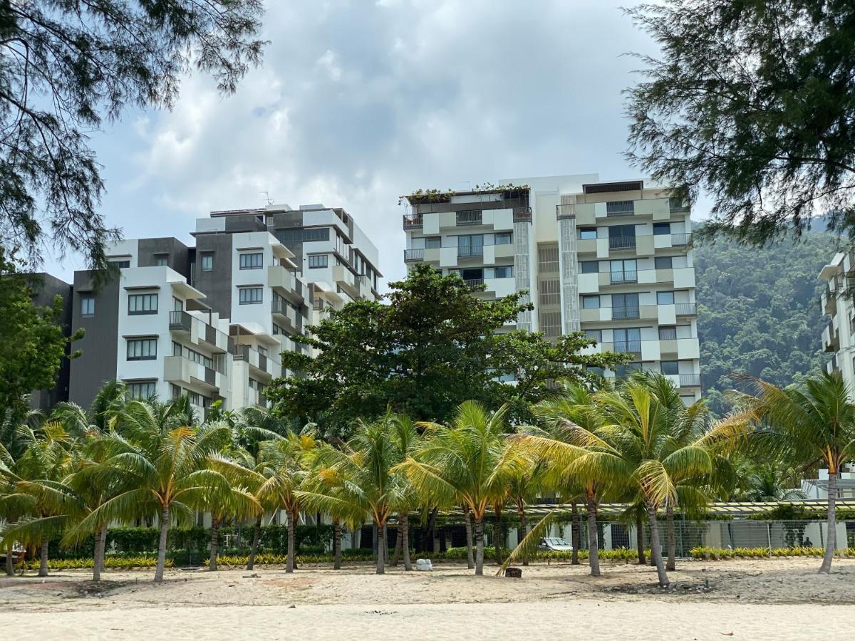 By The Sea @ Luxury Suites, บาตูเฟอริงกี ภายนอก รูปภาพ