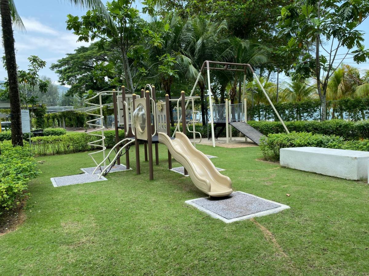 By The Sea @ Luxury Suites, บาตูเฟอริงกี ภายนอก รูปภาพ