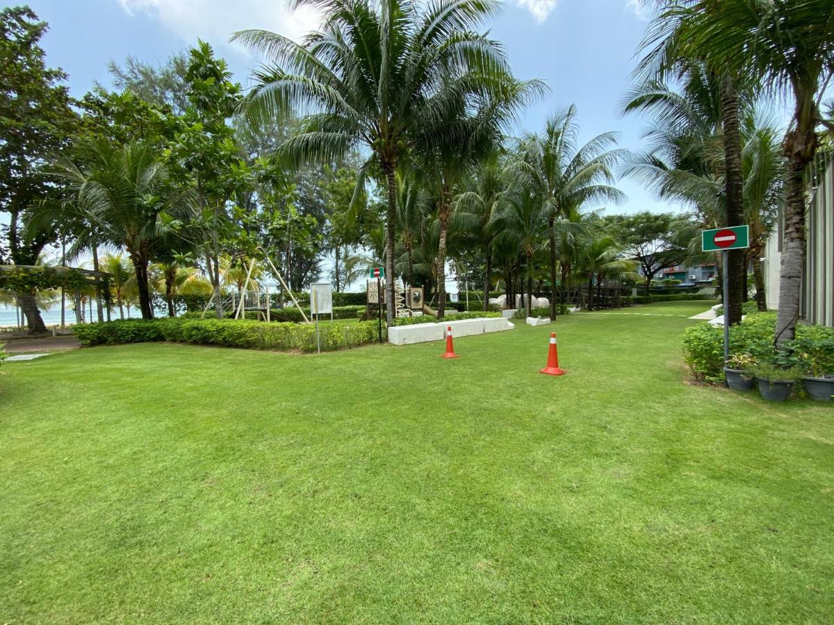 By The Sea @ Luxury Suites, บาตูเฟอริงกี ภายนอก รูปภาพ