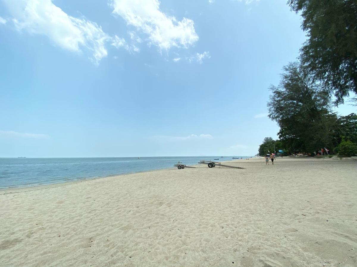 By The Sea @ Luxury Suites, บาตูเฟอริงกี ภายนอก รูปภาพ